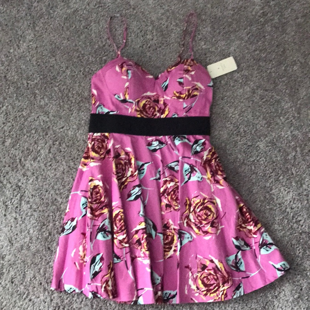 Fusia floral structures mini dress